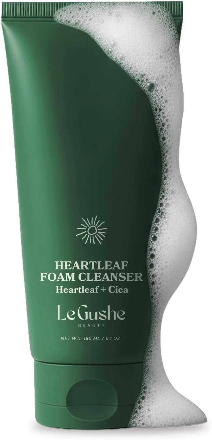 LE GUSHE Heartleaf Foam Face Wash – Gentle Facial Cleanser for Deep Cleansing – With Cica & Hyaluronic Acid – Soothing Face Wash for Women – Inspired by Korean Skin Care (150 ml/5.07 fl oz)