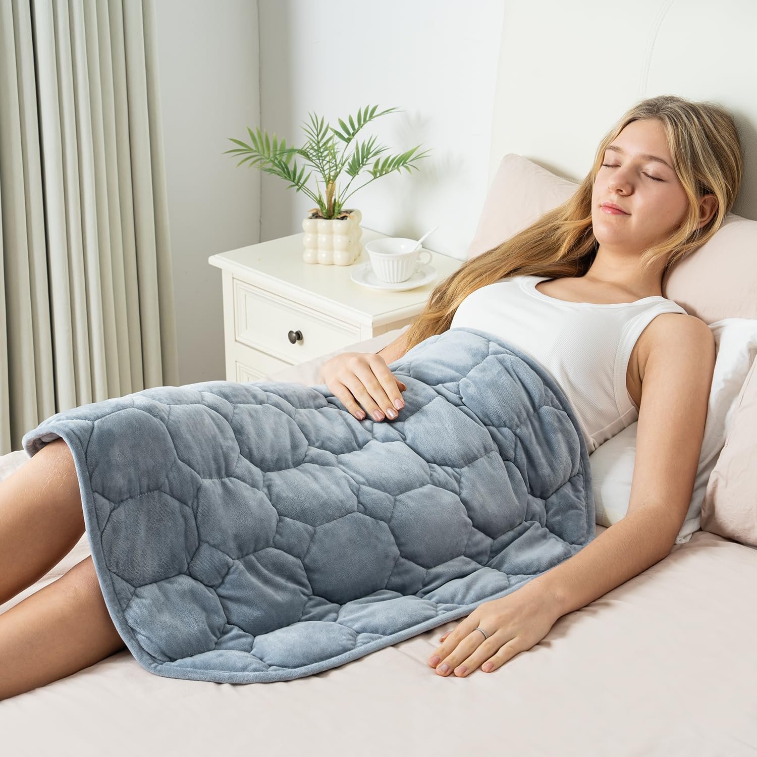 Wemore Weighted Lap Blanket 7lbs, 24×29 Small Travel Blankets for Adults | Weighted Lap Pad for Relaxation, Stress Relief & Better Sleep; Soft Blankets Throw; Machine Washable; Glass Beads; Light Grey